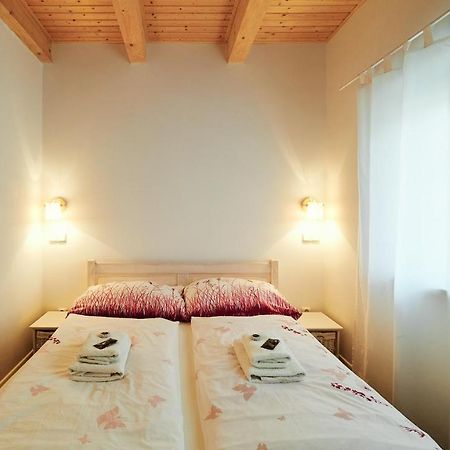 Apartmany Habanska, Cely Dum Pouzdrany Экстерьер фото